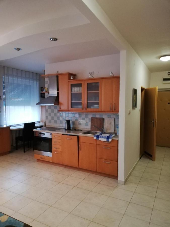 Plne Vybaveny Apartman Polni 1299 Appartement Kojetín Buitenkant foto